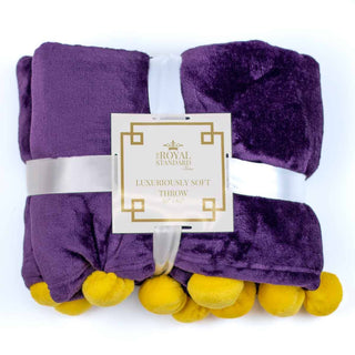 THE ROYAL STANDARD HOME Cozy Pom Pom Throw