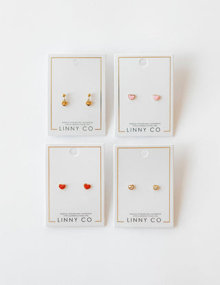 LINNY CO Screwback Stud Earrings - Nora Heart Red