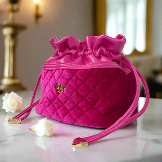 Oprah's Favorite Things 2021 - Ultra Jewelry Case - Fuchsia Velvet