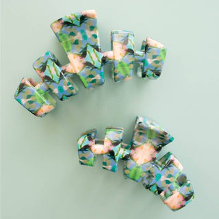 Classic | Island House | Large | Claw Clip
