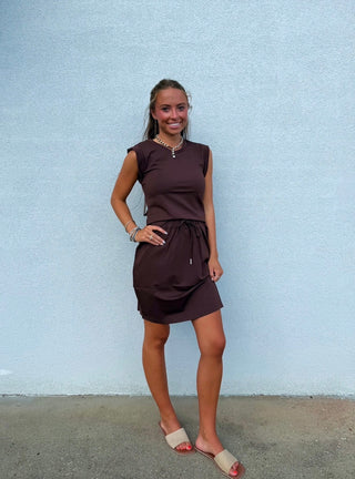 Modern Structure Skirt Set in Root Brown