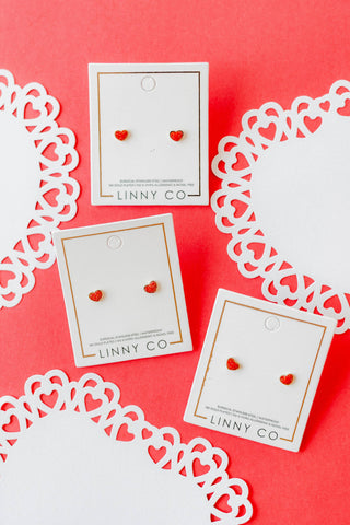 LINNY CO Screwback Stud Earrings - Nora Heart Red