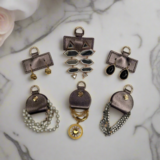 Train Jewelry Case - Bronze